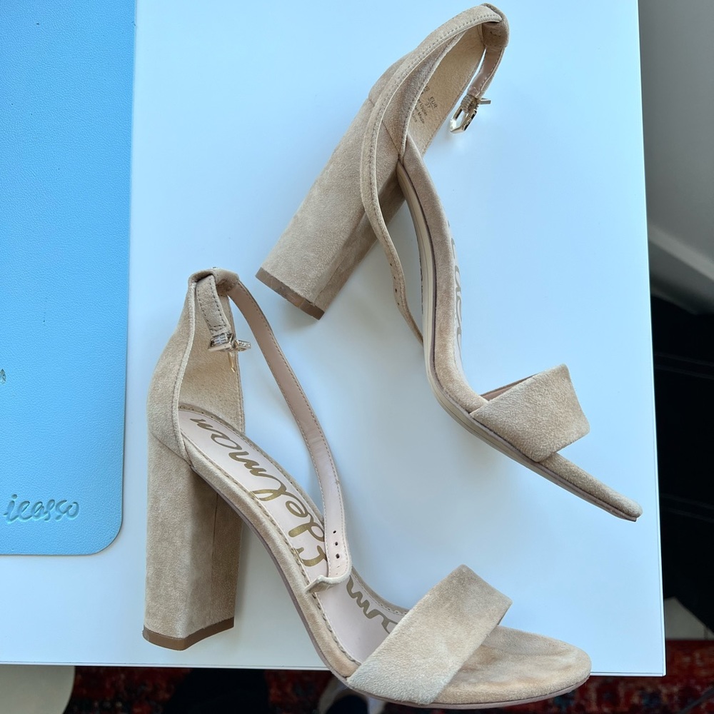 Sam Edelman “Yaro” Suede Nudle Heels Sandals